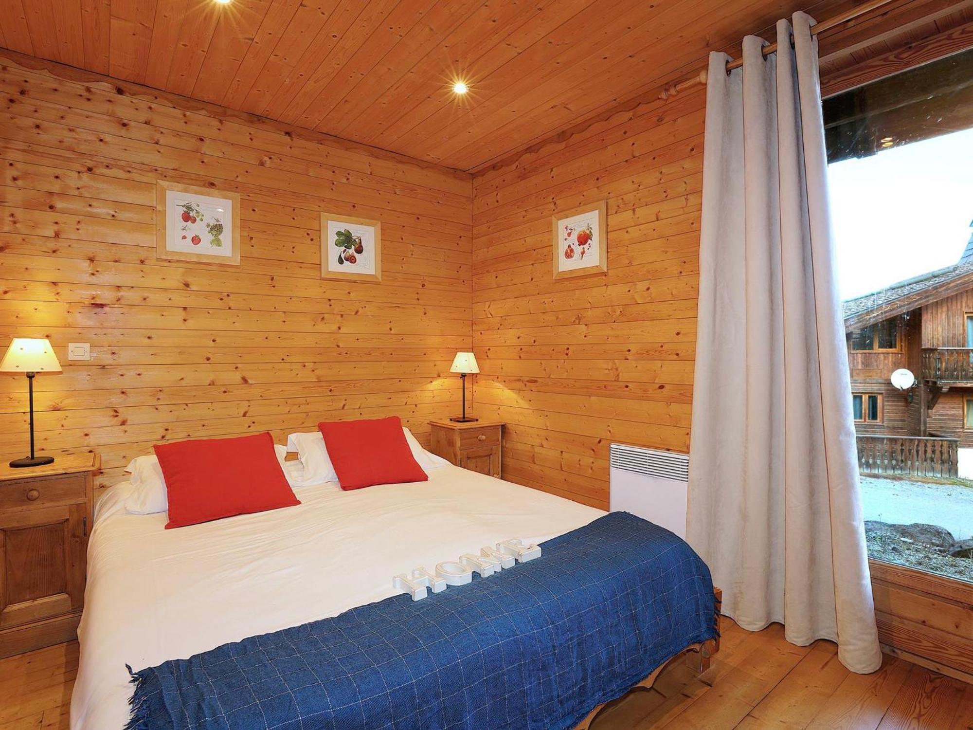 De Luxe 8 Avec Sauna Et Parking A La Tania - Fr-1-575-232 *